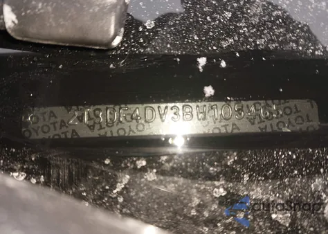 2011 Toyota Rav4 Limited z USA, uszkodzony, nr VIN 2T3DF4DV3BW105465